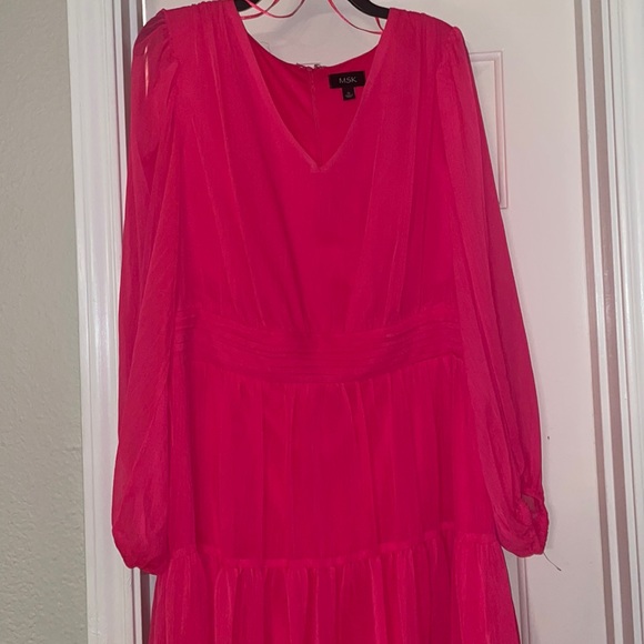 Fuchsia dress - Picture 2 of 6